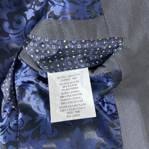 Savile Row Grey Mens 2-pc Suit w/slight stretch. Size 38R - Picture 7 of 12